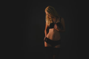 Buduaaripildid, Portreepildid, porteefotosessioon, fotograaf Evelin Elmest, fotosessioon stuudios, buduaari fotosessioon,