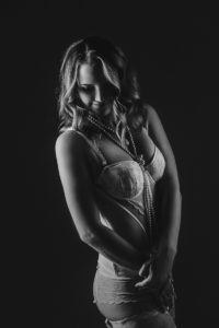 Buduaaripildid, Portreepildid, porteefotosessioon, fotograaf Evelin Elmest, fotosessioon stuudios, buduaari fotosessioon,