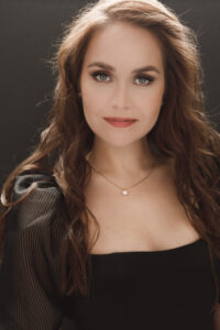 porteefotosessioon, portreefoto naisest, portreesessioon stuudios, portreefotograaf, portreefotograaf Evelin Elmest