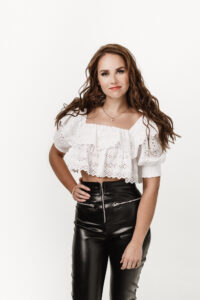 porteefotosessioon, portreefoto naisest, portreesessioon stuudios, portreefotograaf, portreefotograaf Evelin Elmest