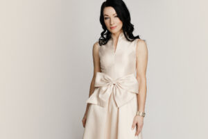 porteefotosessioon, portreefoto naisest, portreesessioon stuudios, portreefotograaf, portreefotograaf Evelin Elmest beebiootuse fotosessioon,