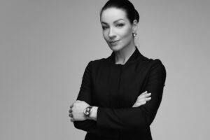 porteefotosessioon, portreefoto naisest, portreesessioon stuudios, portreefotograaf, portreefotograaf Evelin Elmest beebiootuse fotosessioon,