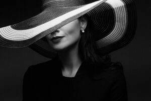 portreefoto, porteefotosessioon, portreefoto naisest, portreesessioon stuudios, portreefotograaf, portreefotograaf Evelin Elmest beebiootuse fotosessioon,