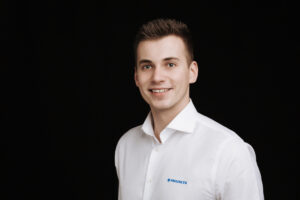 Ametiportree fotosessioon, äriportree fotograaf, ametifoto fotograaf, LinkedIn portree fotograaf