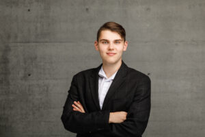 Ametiportree fotosessioon, äriportree fotograaf, ametifoto fotograaf, LinkedIn portree fotograaf