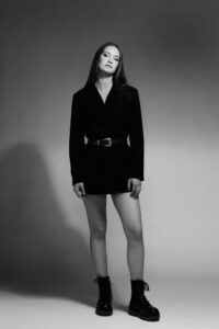 portreefoto, portreefotosessioon, portreefotograaf Tallinnas, fotosessioon stuudios, porteefotograaf Evelin Elmest, fotosessioon stuudios,