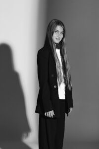 portreefoto, portreefotosessioon, portreefotograaf Tallinnas, fotosessioon stuudios, porteefotograaf Evelin Elmest, fotosessioon stuudios, perepildid