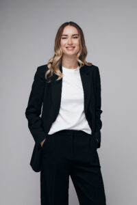 Ametiportreefoto, Ametiportree fotosessioon, äriportree fotograaf, ametifoto fotograaf, LinkedIn portree fotograaf