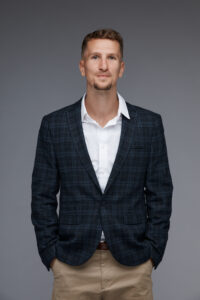 Ametiportree foto, äriportree fotograaf, ametifoto fotograaf, LinkedIn portree fotograaf