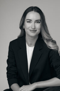 Ametiportree fotosessioon, äriportree fotograaf, ametifoto fotograaf, LinkedIn portree fotograaf